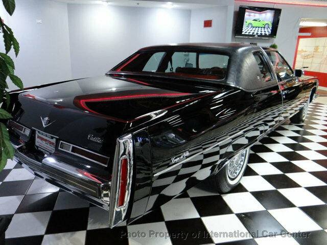 Cadillac DeVille 1976 image number 15