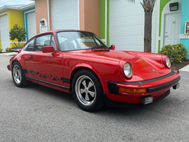 Porsche 911 1977 image number 24