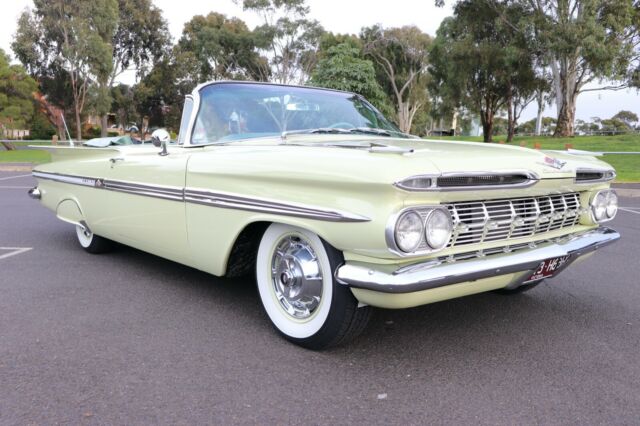 Chevrolet Impala 1959 image number 2