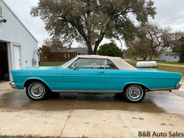 Ford Galaxie 1965 image number 27