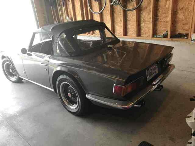 Triumph TR6 1972 image number 2