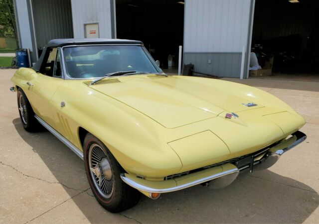 Chevrolet Corvette 1966 image number 26