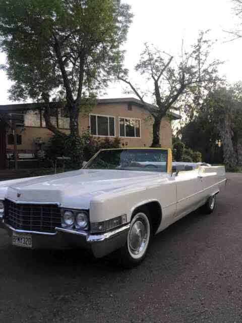 Cadillac DeVille Coupe 1969 image number 1