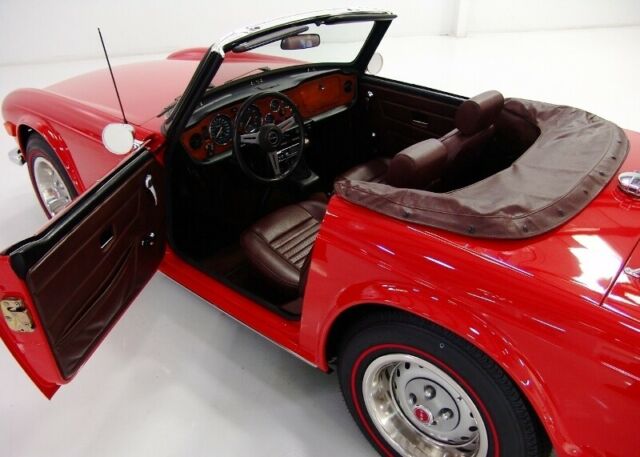 Triumph TR-6 1974 image number 35