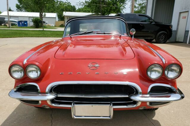 Chevrolet Corvette 1962 image number 1