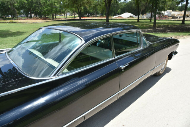 Cadillac DeVille 1960 image number 21