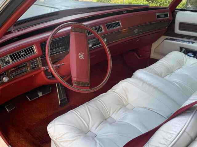 Cadillac Biarritz 1977 image number 22