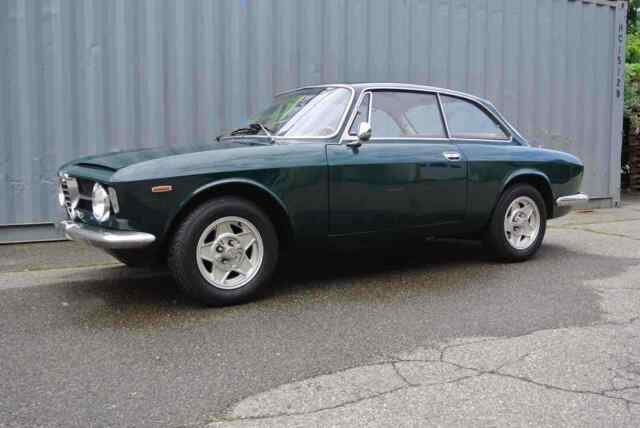 Alfa Romeo GT Junior 1971 image number 17