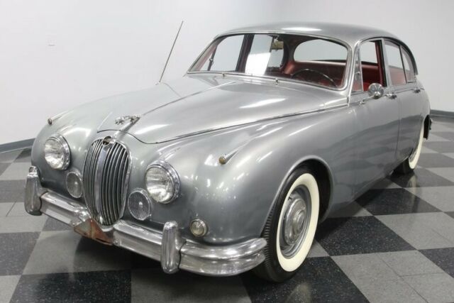 Jaguar Mark II 1960 image number 20