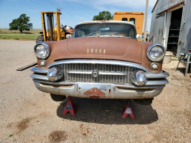 Buick Special 1955 image number 1