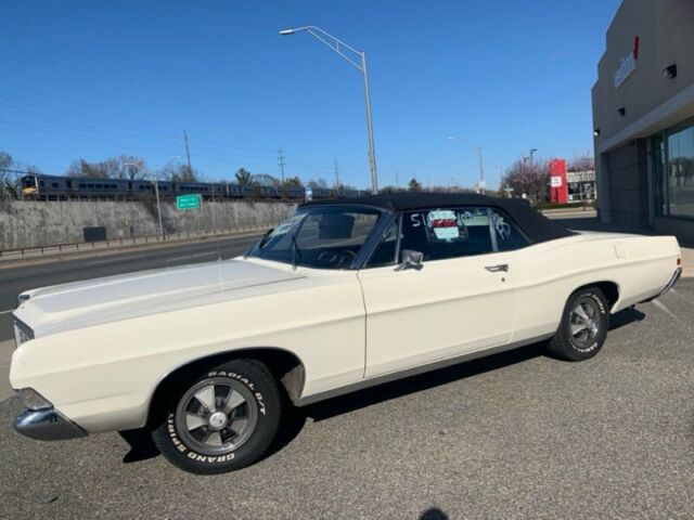 Ford Galaxie 1968 image number 12