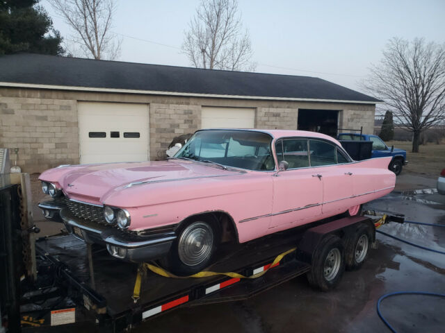 Cadillac DeVille 1960 image number 0