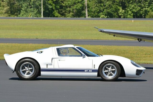 Superformance GT 40 MK I 1965 image number 14