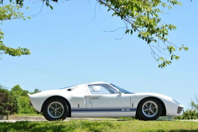 Superformance GT 40 MK I 1965 image number 16