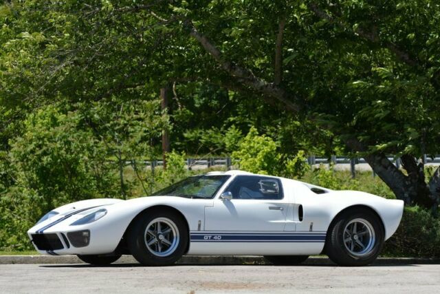 Superformance GT 40 MK I 1965 image number 2