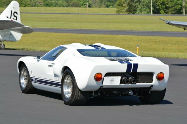 Superformance GT 40 MK I 1965 image number 33