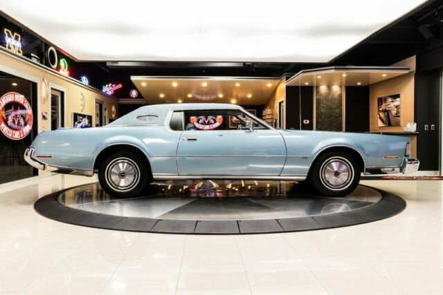 Lincoln Continental 1973 image number 32