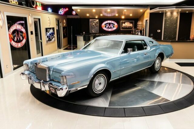 Lincoln Continental 1973 image number 4