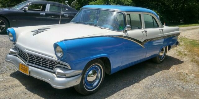 Ford Fairlane 1956 image number 0