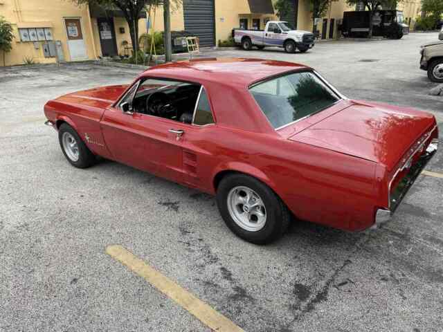 Ford Mustang 1967 image number 32