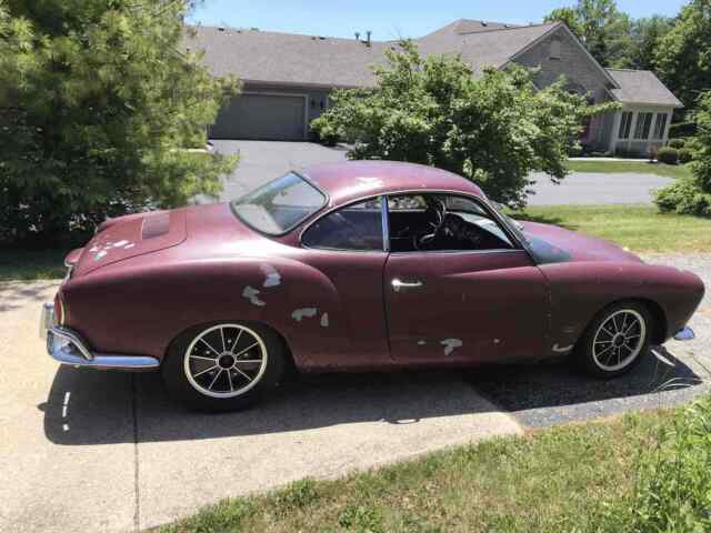 Volkswagen Karmann Ghia 1966 image number 2