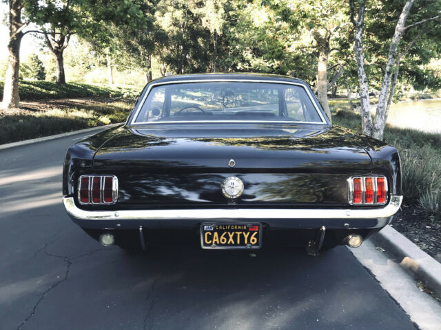 Ford Mustang 1966 image number 12