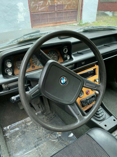 BMW 2002 1976 image number 23