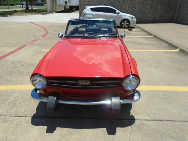 Triumph TR-6 1974 image number 2