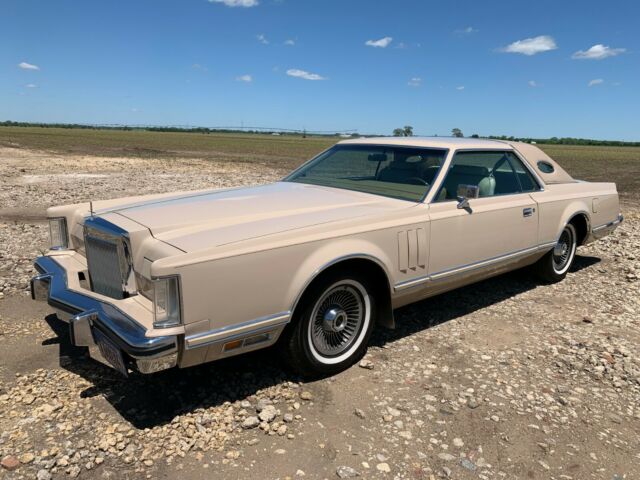 Lincoln Continental 1978 image number 28