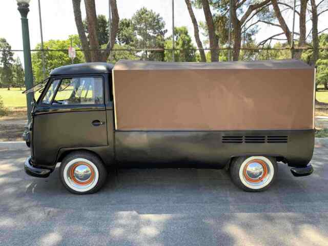 Volkswagen T1 pickup 1966 image number 29