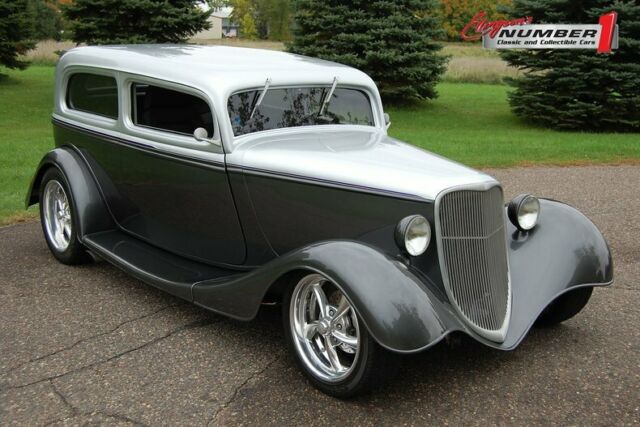 Ford 2 Door Street Rod 1933 image number 0