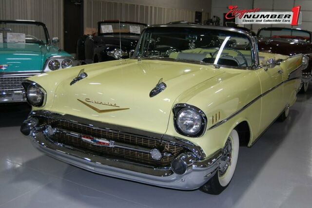 Chevrolet Bel-Air Convertible 1957 image number 0