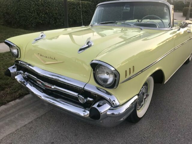 Chevrolet Bel-Air Convertible 1957 image number 1