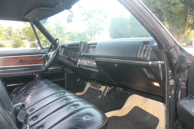 Cadillac DeVille 1968 image number 37