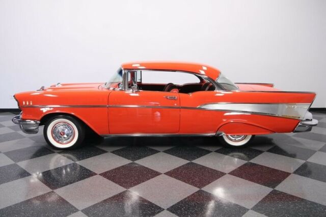 Chevrolet Bel Air/150/210 1957 image number 2