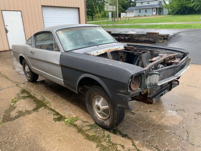 Ford Mustang 1965 image number 15