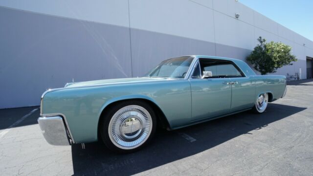 Lincoln Continental 1963 image number 0