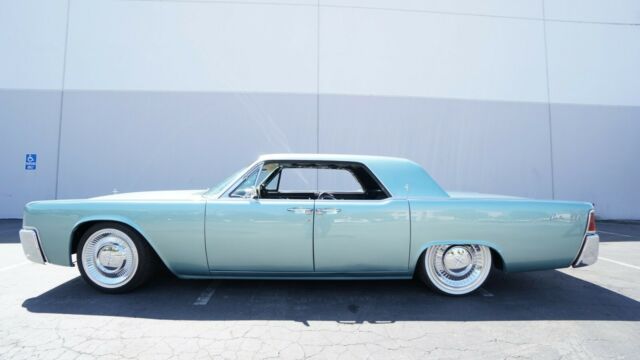 Lincoln Continental 1963 image number 1