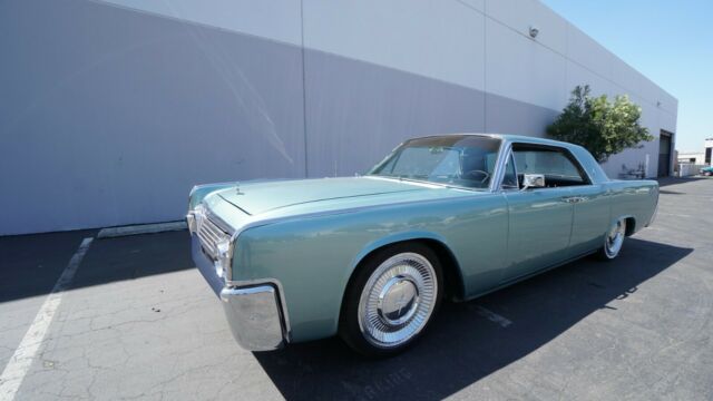 Lincoln Continental 1963 image number 10