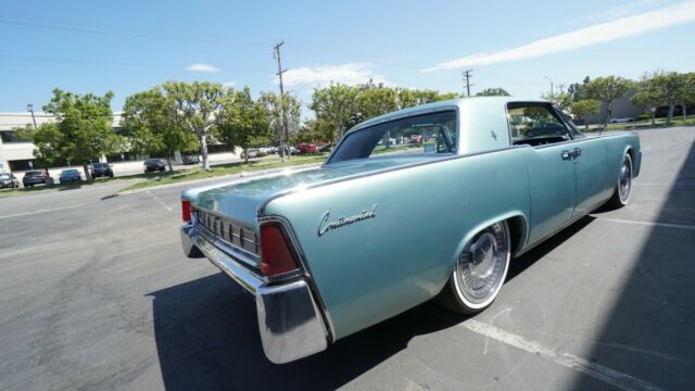 Lincoln Continental 1963 image number 28