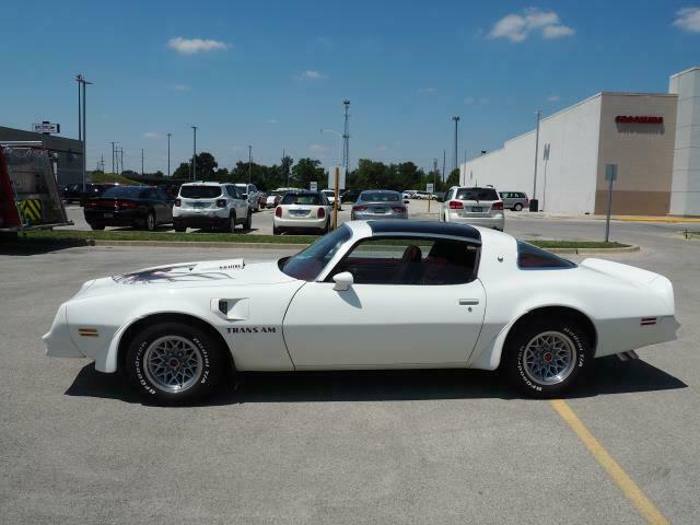 Pontiac Firebird 1978 image number 31