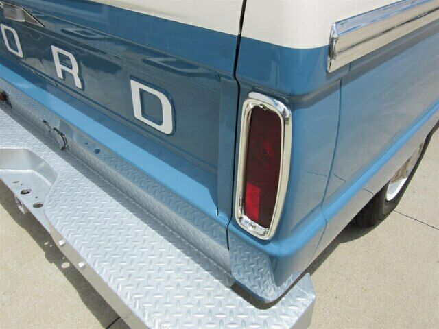 Ford F-250 1965 image number 45