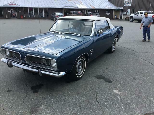 Plymouth BARACUDA 1968 image number 2