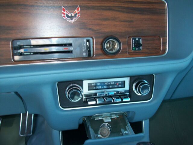 Pontiac Firebird 1978 image number 28