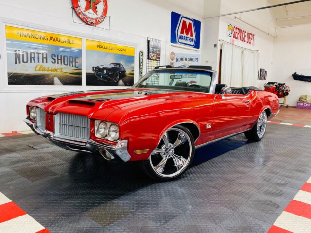 Oldsmobile Cutlass 1971 image number 1