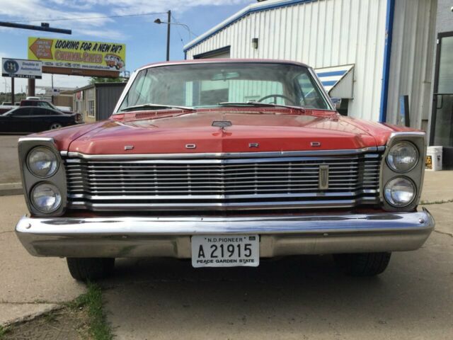 Ford Galaxie 1965 image number 25