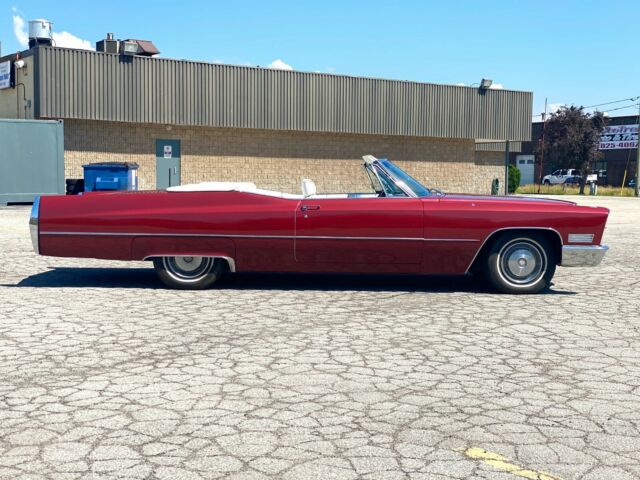 Cadillac DeVille 1967 image number 2