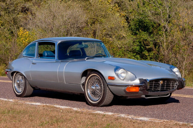 Jaguar E-Type 1973 image number 2