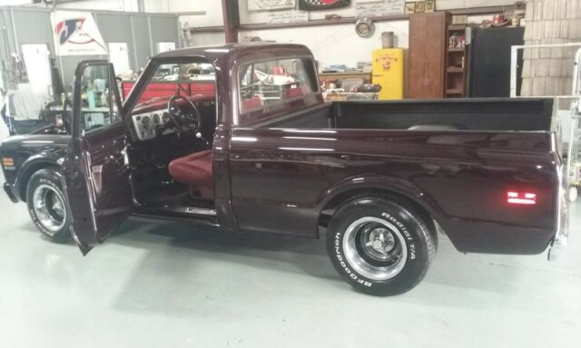 Chevrolet C-10 1970 image number 24