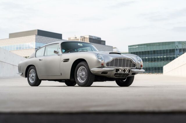 Aston Martin DB6 Vantage 1966 image number 28